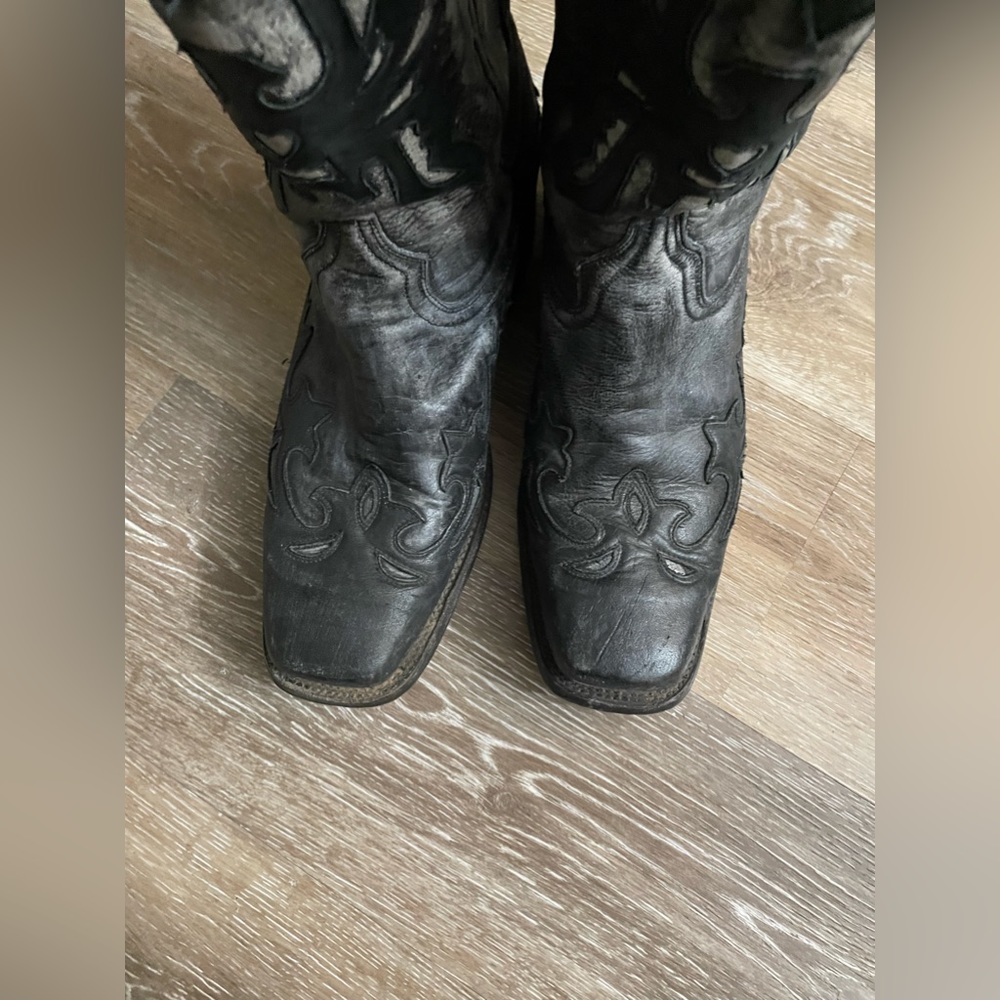 Black corral boots - Picture 6 of 8